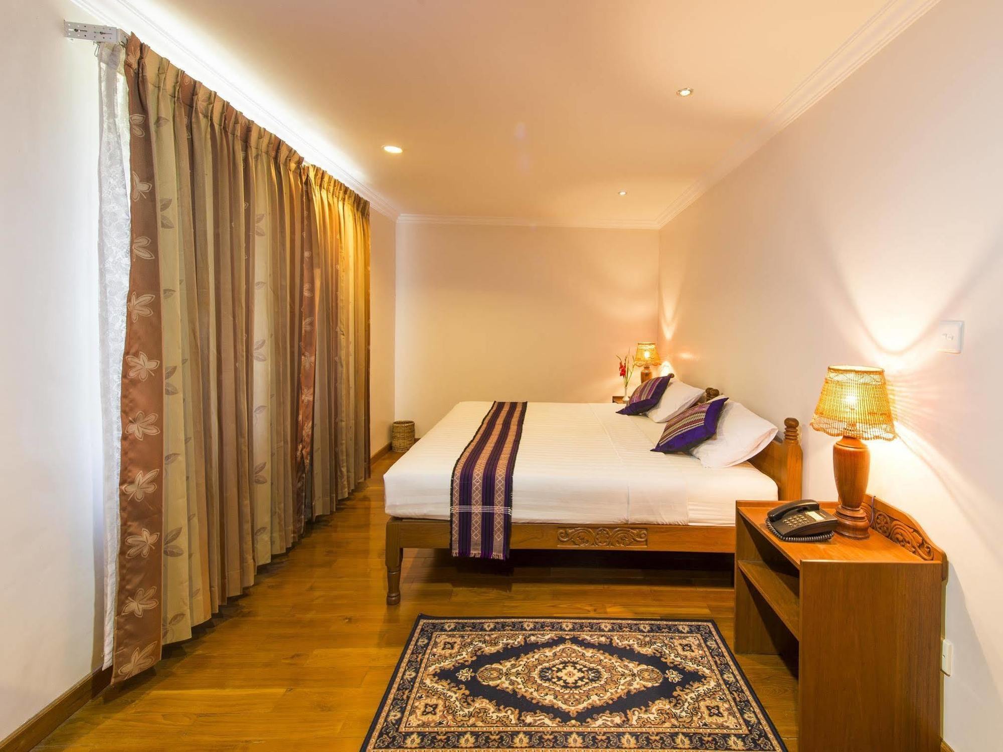 Thurizza Hotel Баган Экстерьер фото