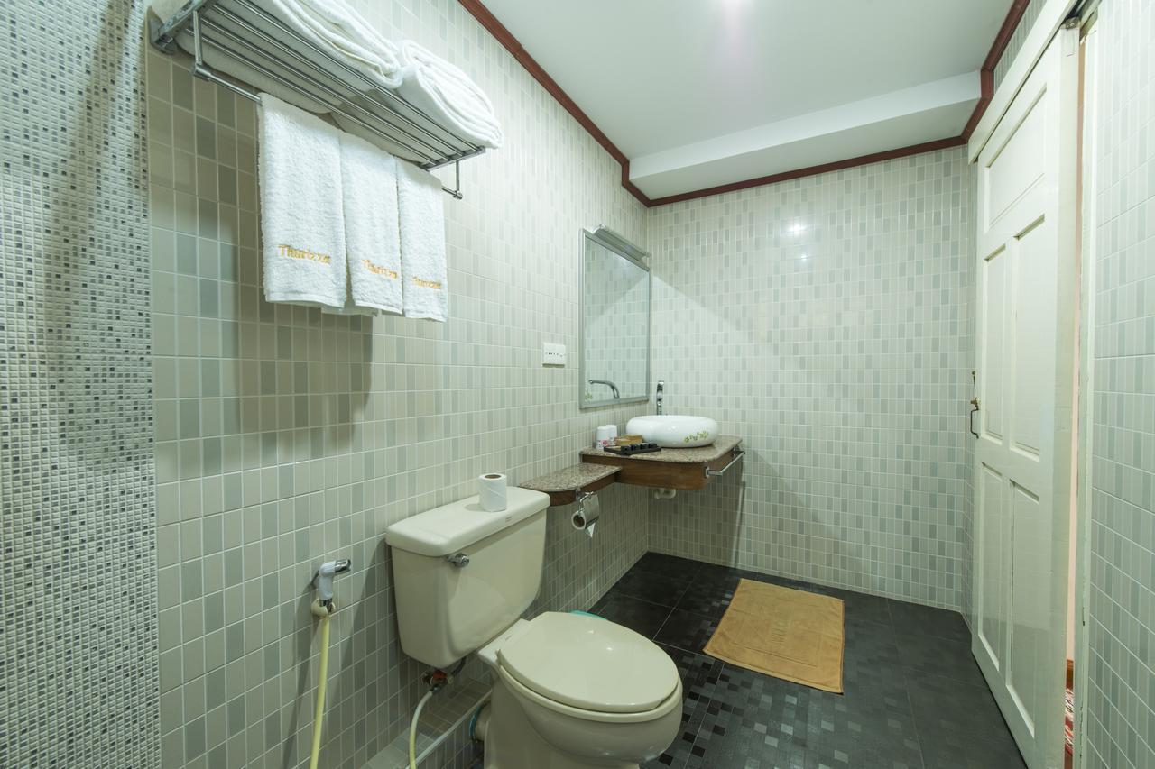 Thurizza Hotel Баган Экстерьер фото